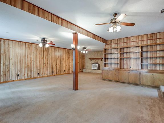 2nd image of 211 Pine Park Dr