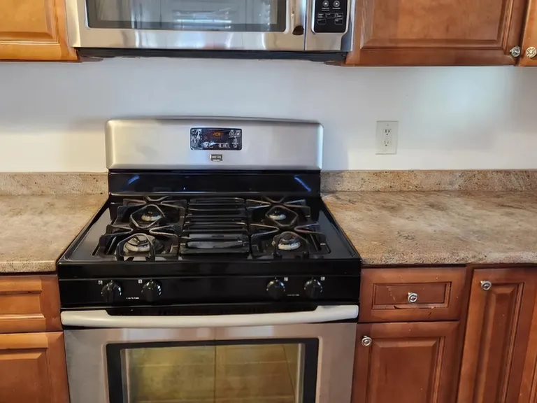 911 Saville Ave #1 — Photo 3