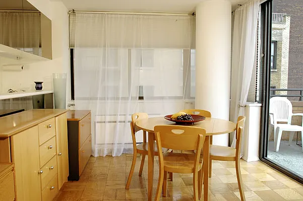 Sold by Rand Realty NY | media 16