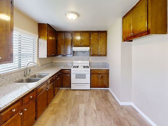 2nd image of 12383 Ross Pl #12353