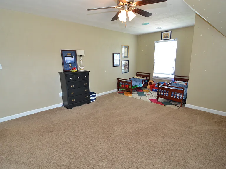 717 Tyler Way — Photo 23