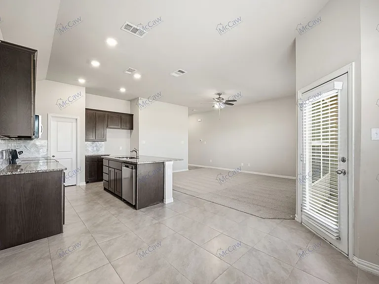 1409 Raleigh Path Rd — Photo 5