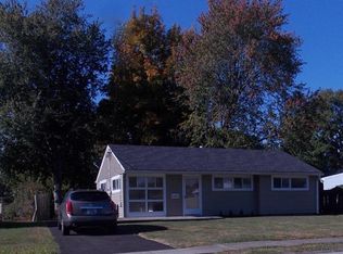 4902 Raven Rd, Lynnview, KY 40213