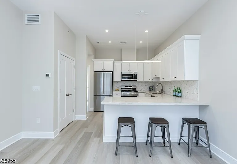803 Springfield Ave #C — Photo 1
