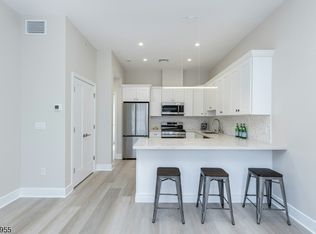 803 Springfield Ave #C, Summit, NJ 07901