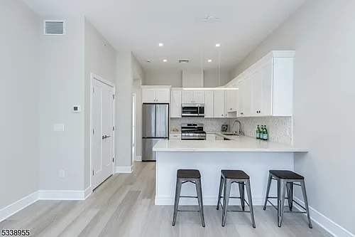803 Springfield Ave #C Photo 1 803 Springfield Ave #C Photo 1