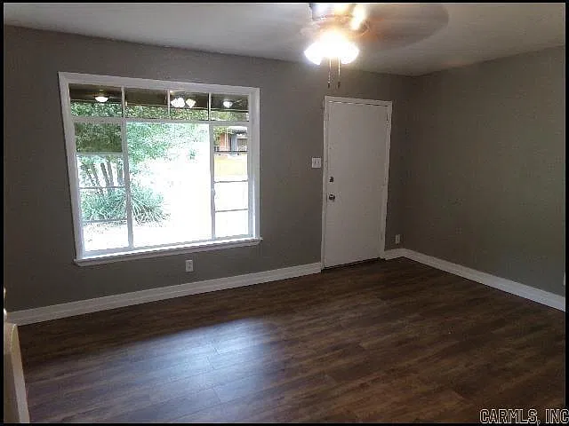 2 bed, 1.0 bath, 720 sqft, $900 — Photo 4