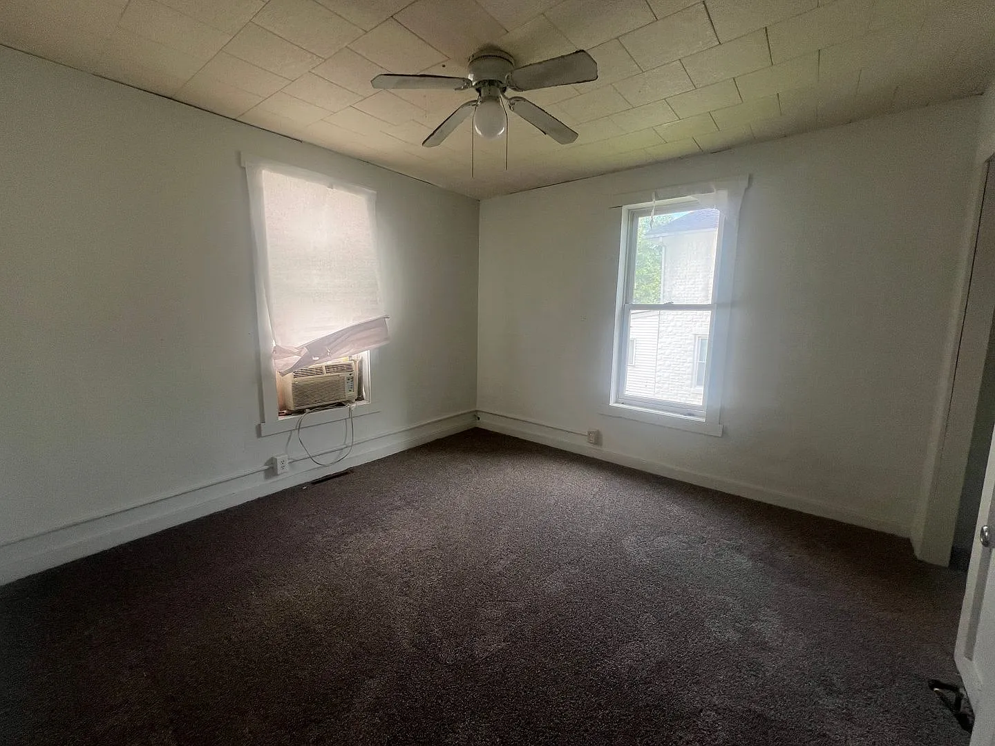 535 Locust Avenue — Photo 4