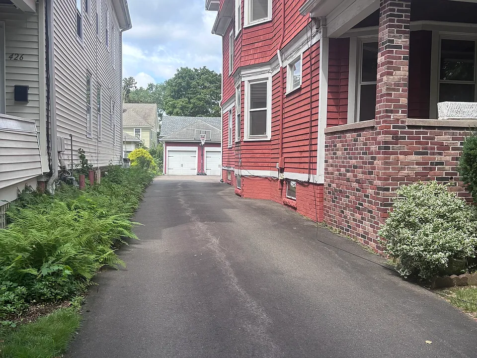 428 Central Ave