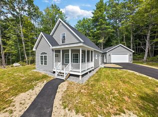 50 Dill Rd, Mount Vernon, ME 04352