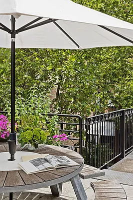 Sold by Corcoran | media 17