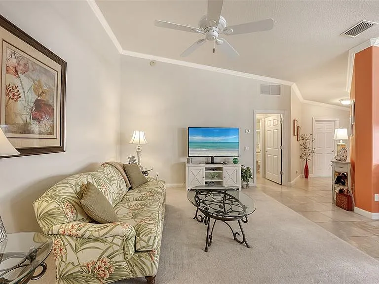 11605 Garessio Ln — Photo 12