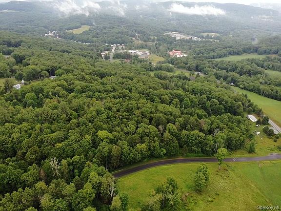 3rd image of 000 Little Hollow Road