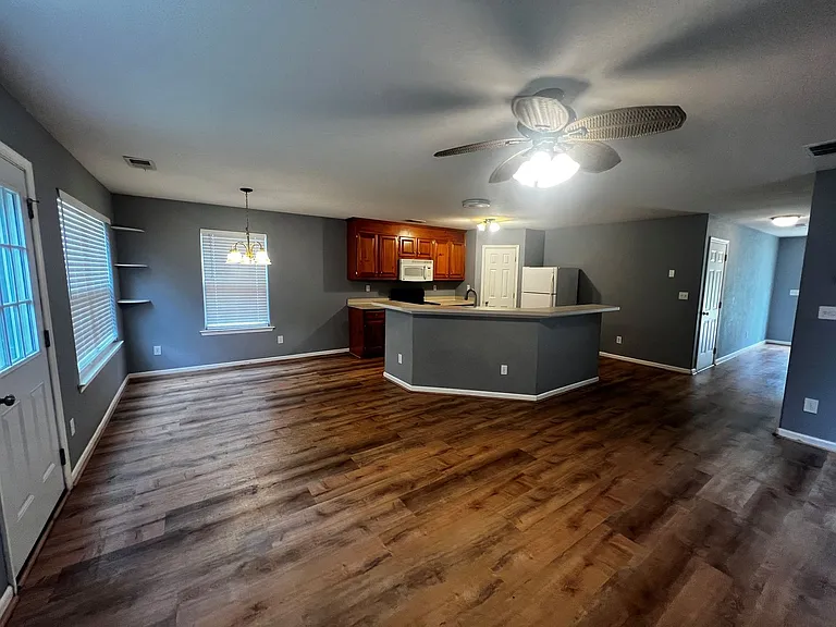 6350 Old Townpoint Rd — Photo 5