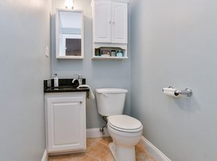 542 E 8th St #3A, Boston, MA 02127