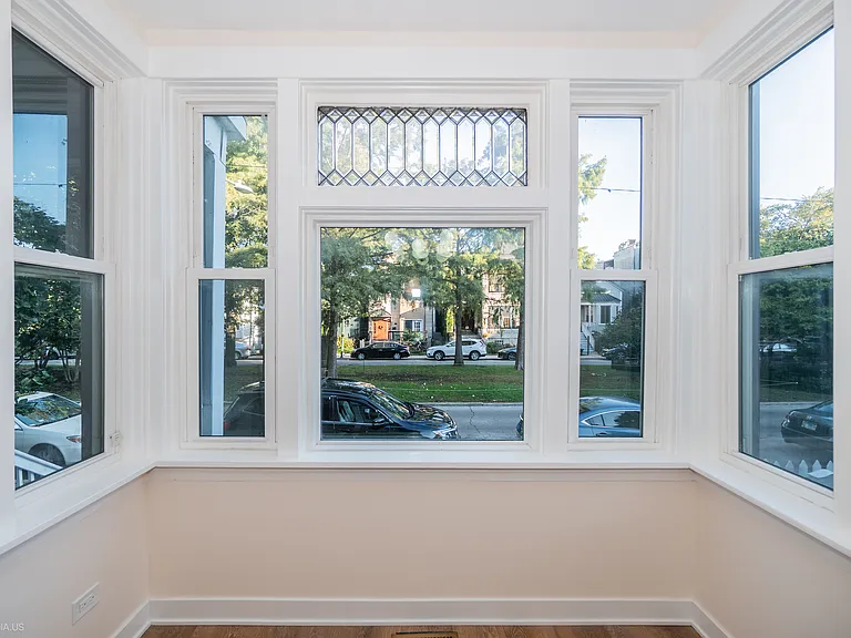 1711 W Henderson St #1 — Photo 7