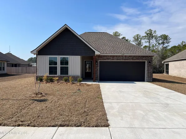 7784 Claymont Cir, Ocean Springs, MS 39564