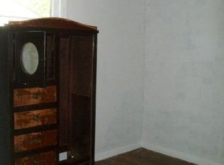 338 Earle Franklin Dr, Hamlet, NC 28345