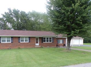 718 Plainview Dr, Madisonville, KY 42431