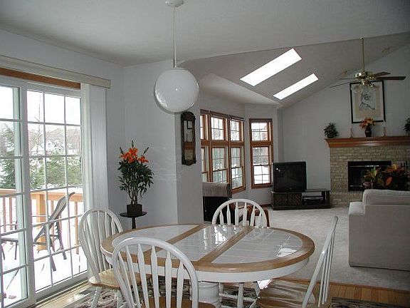 2nd image of 6065 Sweetbay Dr