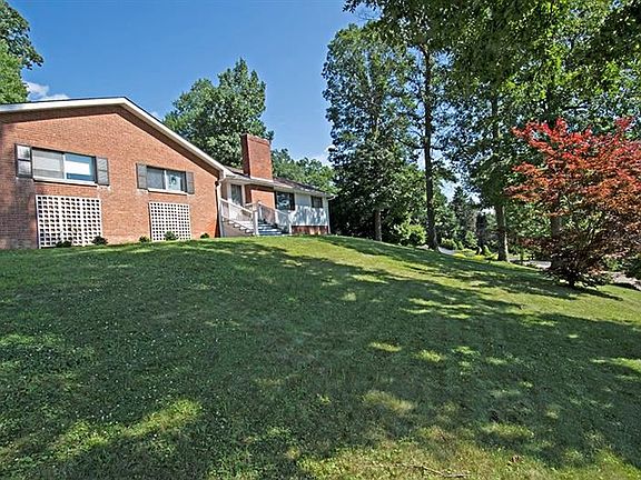 2nd image of 117 Greenhill Dr