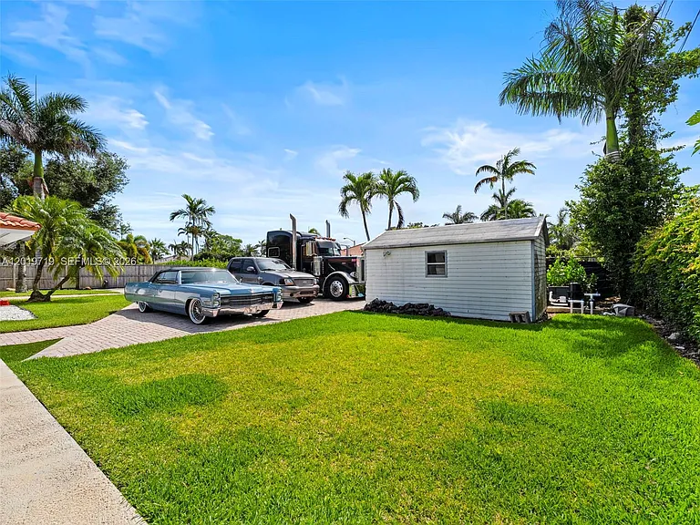 18733 SW 293rd Ter — Photo 36