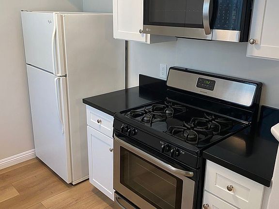 5th image of 85 16th St APT 3