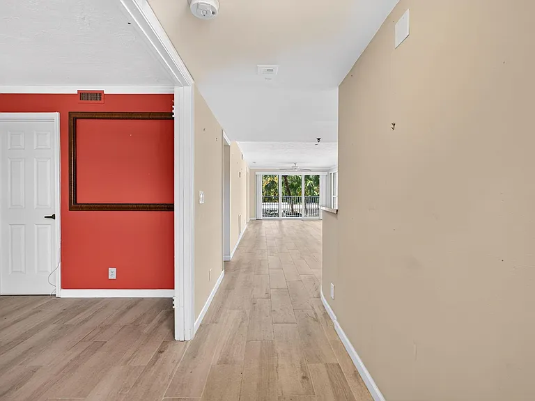 3901 S Flagler Dr #204 — Photo 9