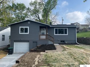 6139 Bedford Ave, Omaha, NE 68104