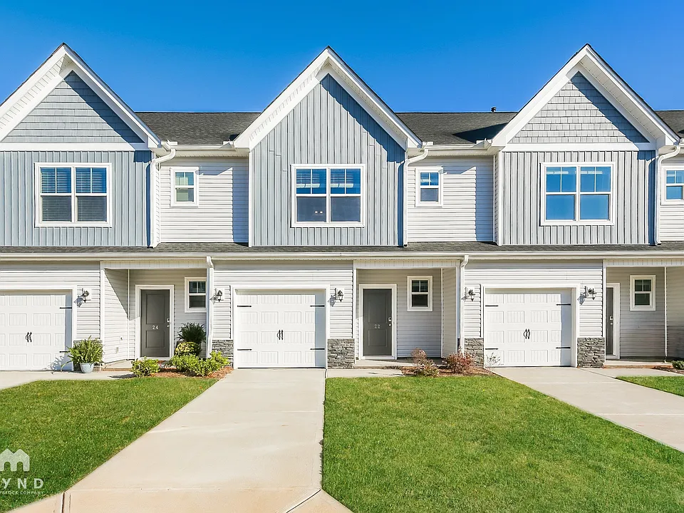 22 Apricot Ln