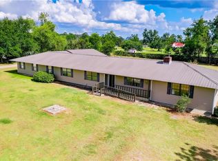 1886 Craven Rd, Baxley, GA 31513