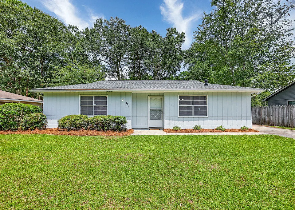 726 Fleming Rd