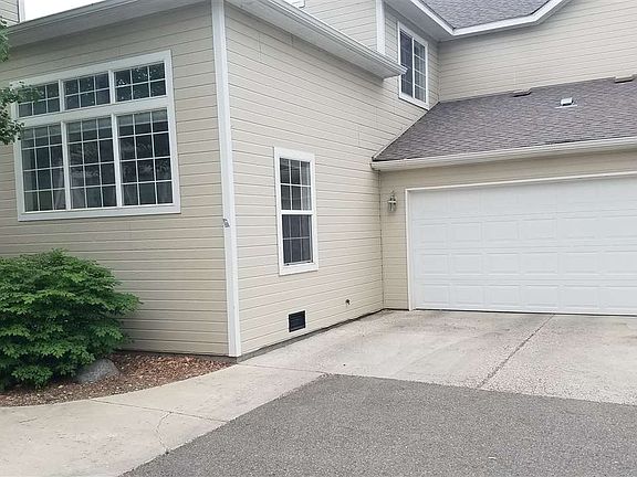 3rd image of 755 Glen Ct Unit 10