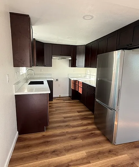 8004 Towne Ave — Photo 1