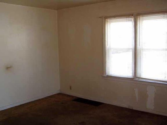 2nd image of 2801 E Meredith Ave
