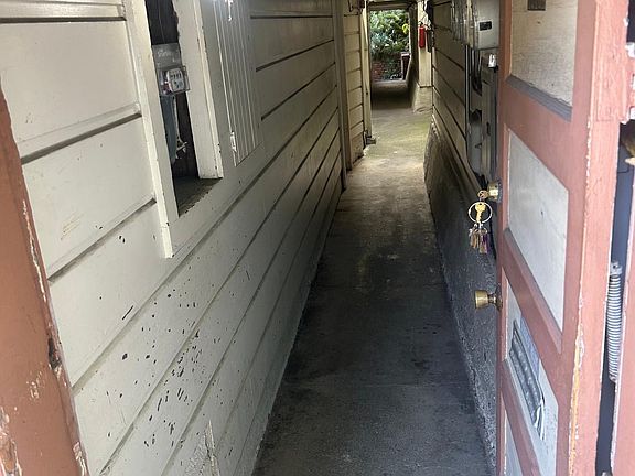 2nd image of 1216 2nd Ave APT A