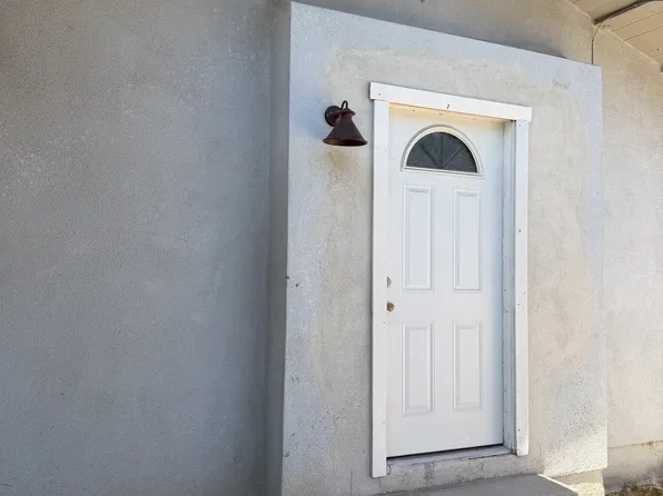 (undisclosed Address), Santa Ana, CA 92706