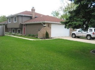 4107 Williams St, Downers Grove, IL 60515