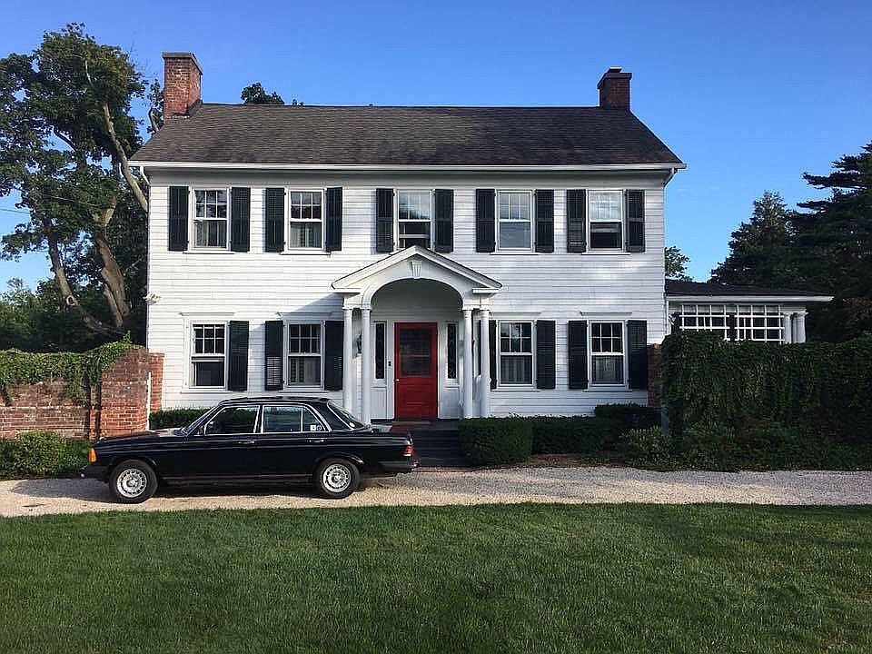 52 S Country Rd, Bellport, NY 11713 Zillow