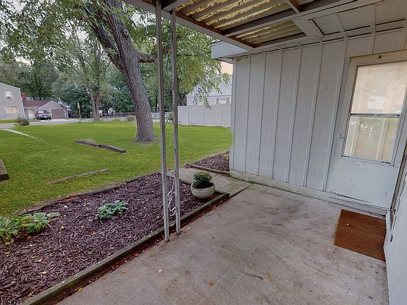 4th image of 3327 N Finnell Ave
