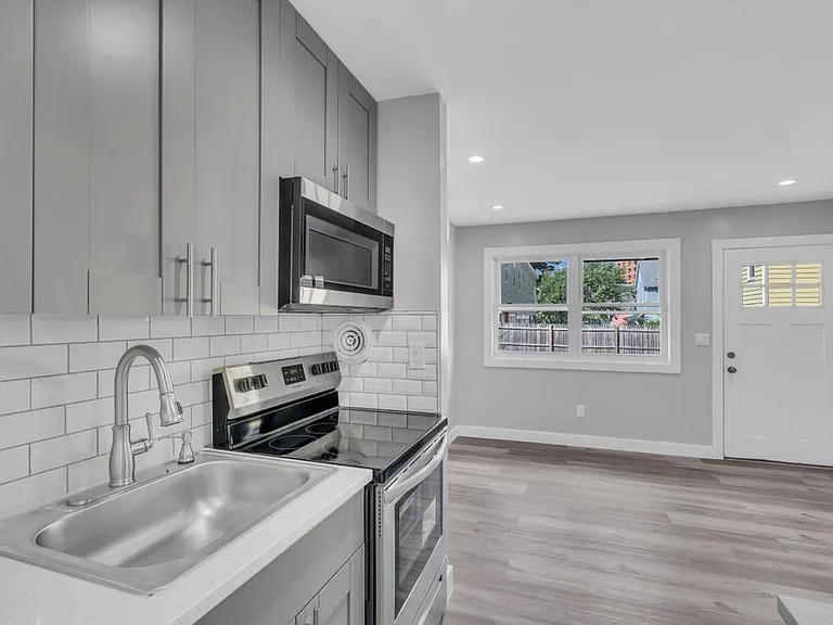 1300 Fulton St #1 — Photo 1