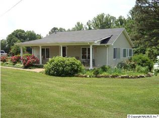 185 SE Helms Rd, Union Grove, AL 35175