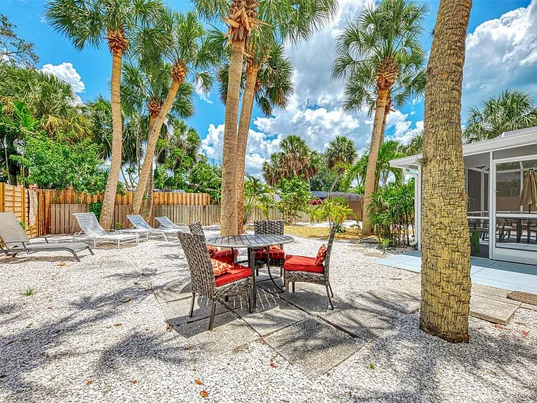 5253 Avenida Del Mare — Photo 44
