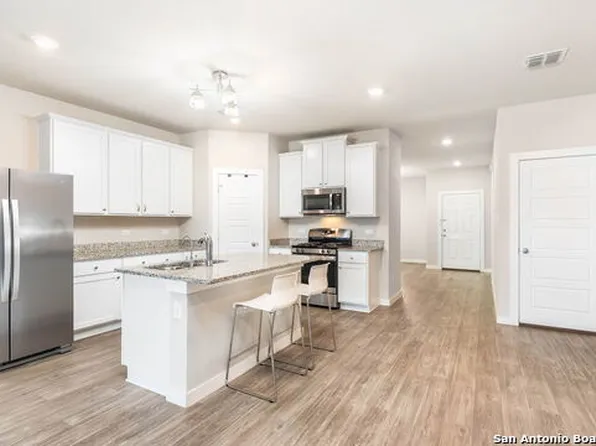 7723 Blue Gulf Dr, San Antonio, TX 78222