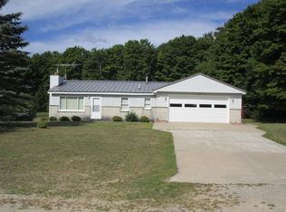 17250 Otsego Rd, Vanderbilt, MI 49795