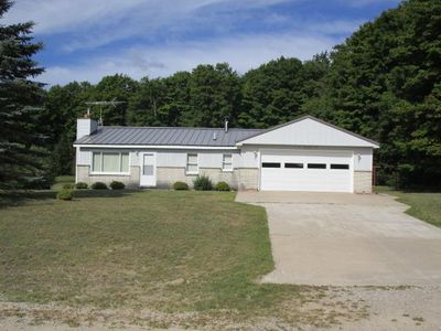 17250 Otsego Rd, Vanderbilt, MI, 49795