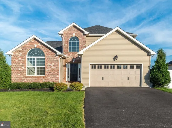 1092 Meadowview Drive Cv #24, Richland Township, PA 18951