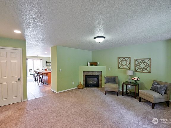 3rd image of 3616 Hepburn Drive NE
