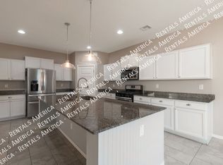 1079 W Blue Ridge Dr, San Tan Valley, AZ 85140