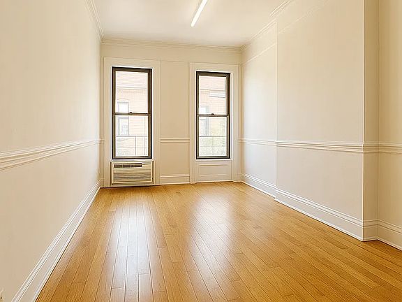 4th image of 325 Nostrand Ave #3